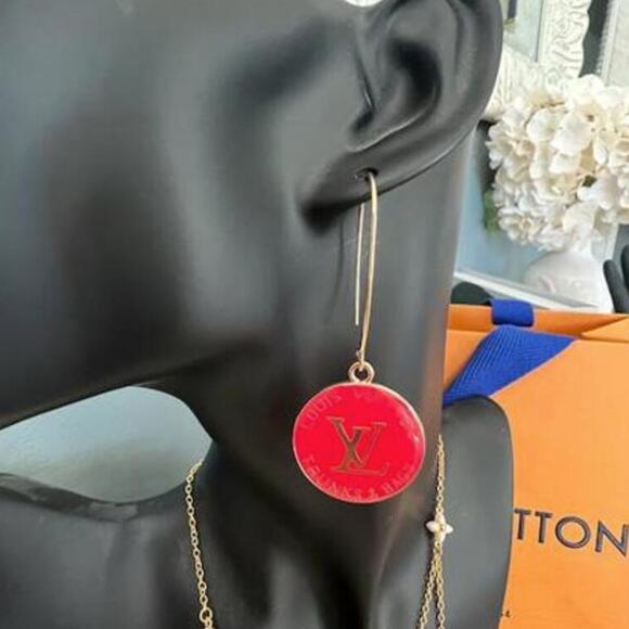 Louis Vuitton LV Gold & Red Keychain Charms on Fish Hook Earrings (LVXX030) - Picture 4 of 6